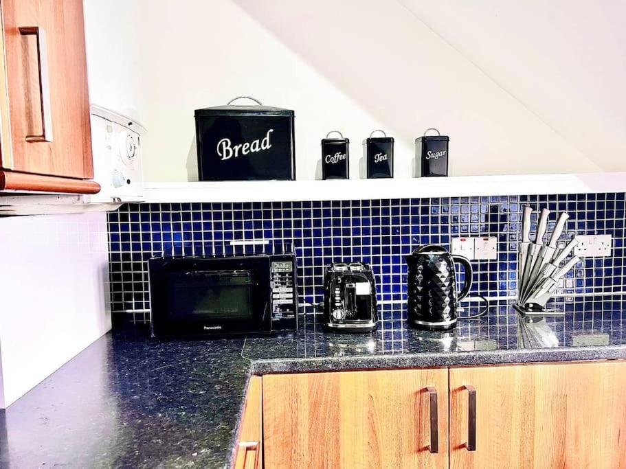 Crown House Two Bedroom Apartment Αμπερντήν Εξωτερικό φωτογραφία